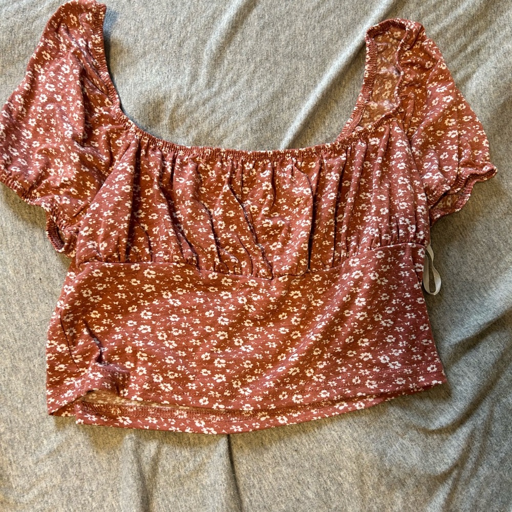 Short Sleeve flower crop top